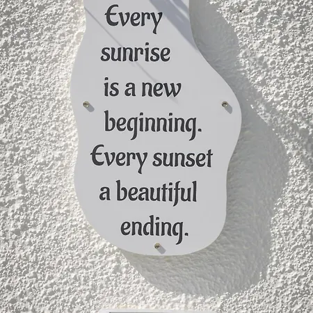 Miloessa Adamantas (Milos)